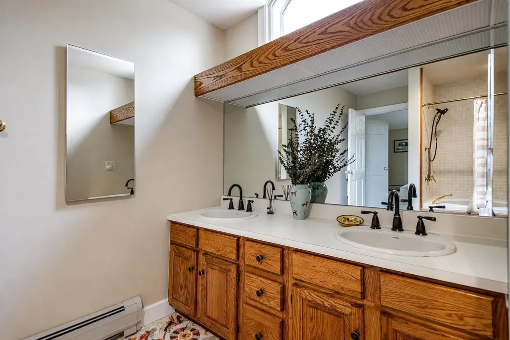 52 High Meadow Road Winhall VT 05155