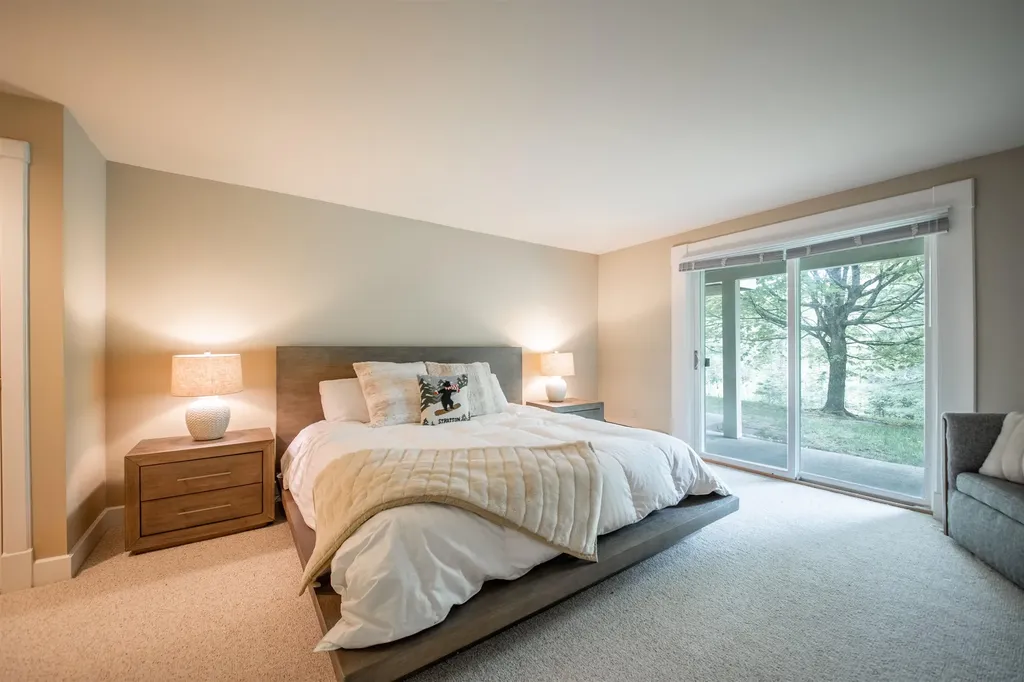52 High Meadow Road Winhall VT 05155