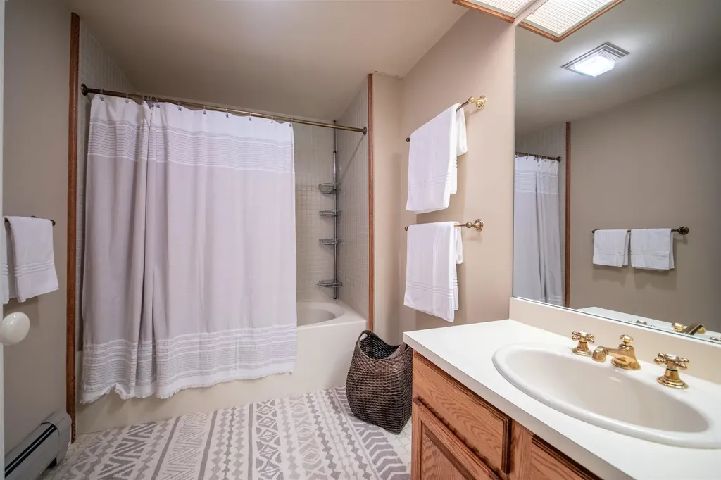 52 High Meadow Road Winhall VT 05155
