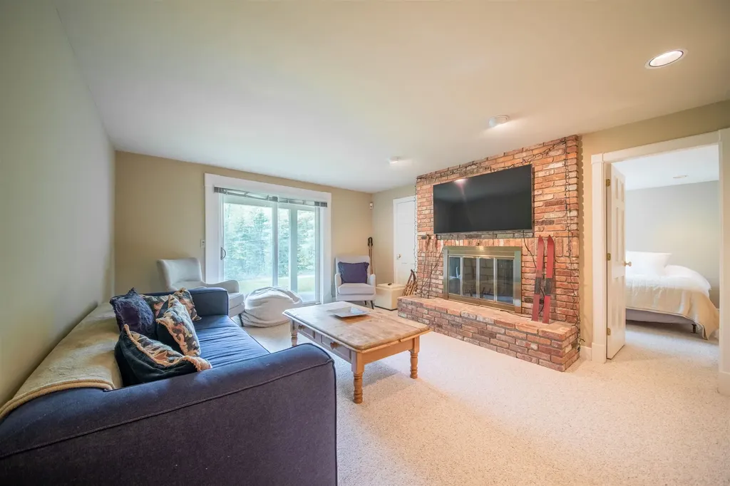 52 High Meadow Road Winhall VT 05155