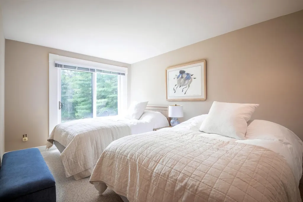 52 High Meadow Road Winhall VT 05155
