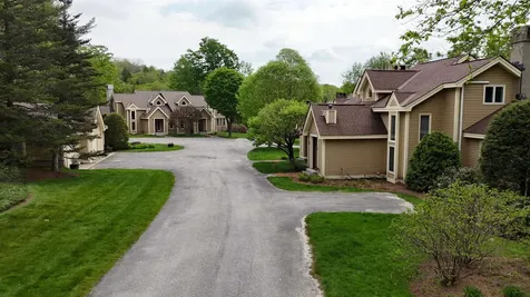 52 High Meadow Road Winhall VT 05155