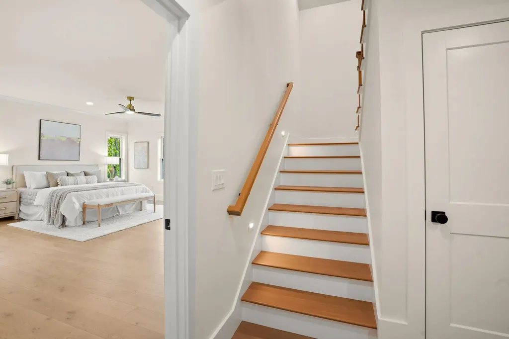 32 Colby Farm Road Chester NH 03036