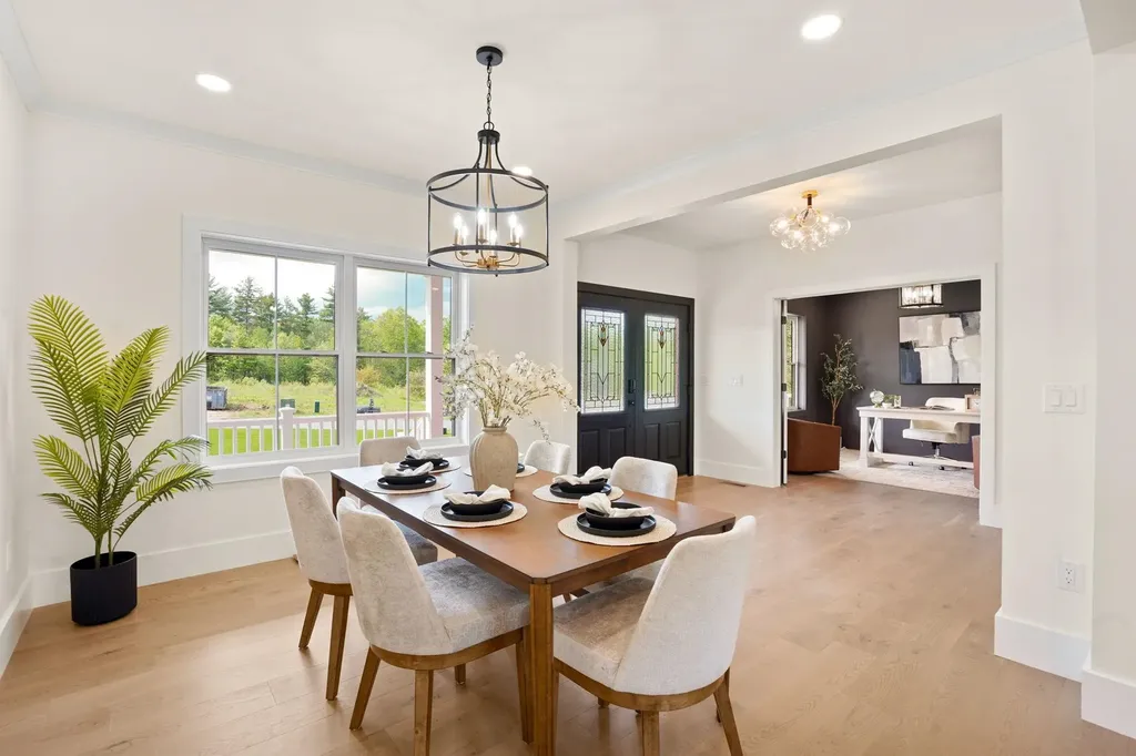 32 Colby Farm Road Chester NH 03036