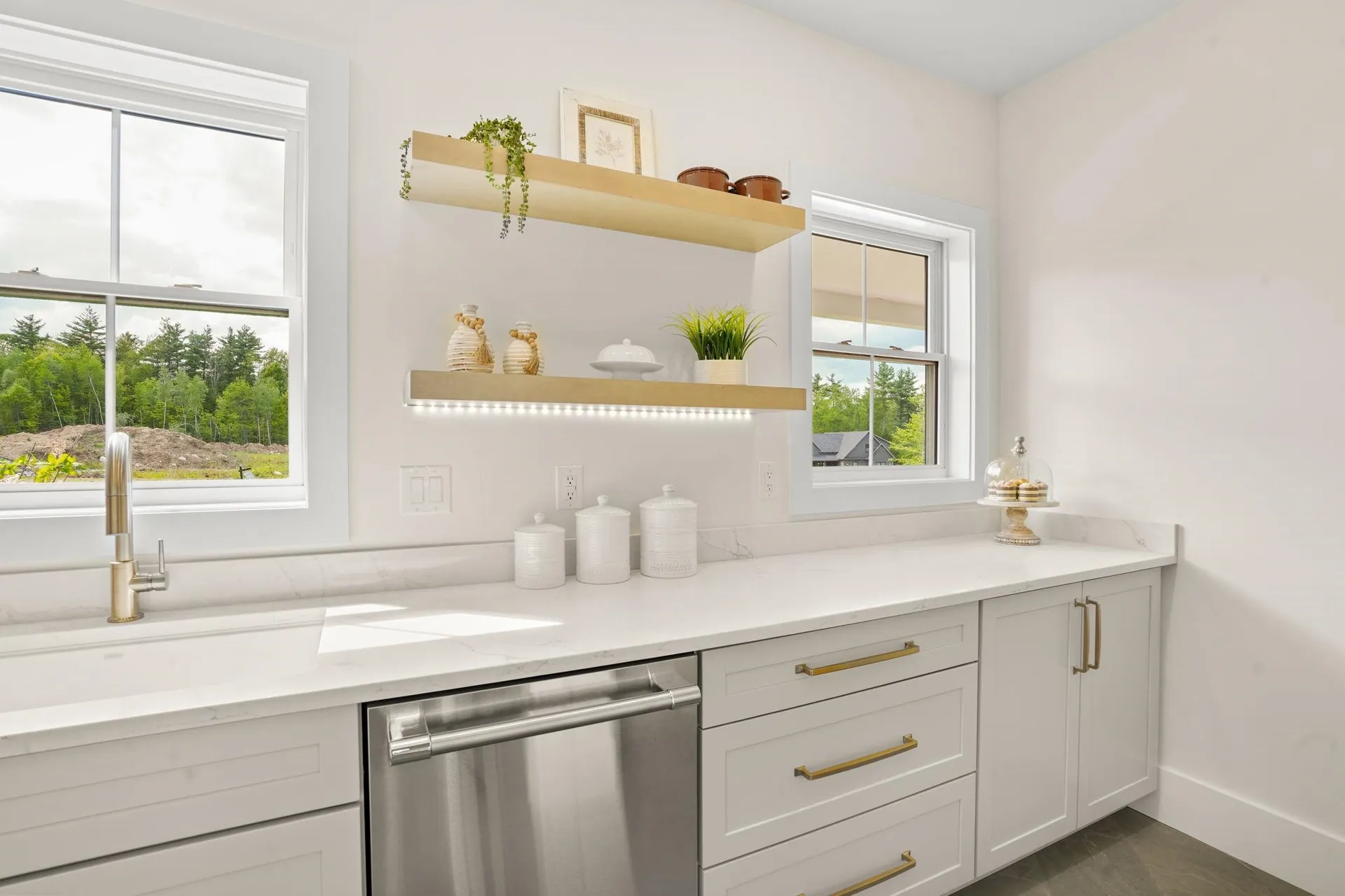 32 Colby Farm Road Chester NH 03036