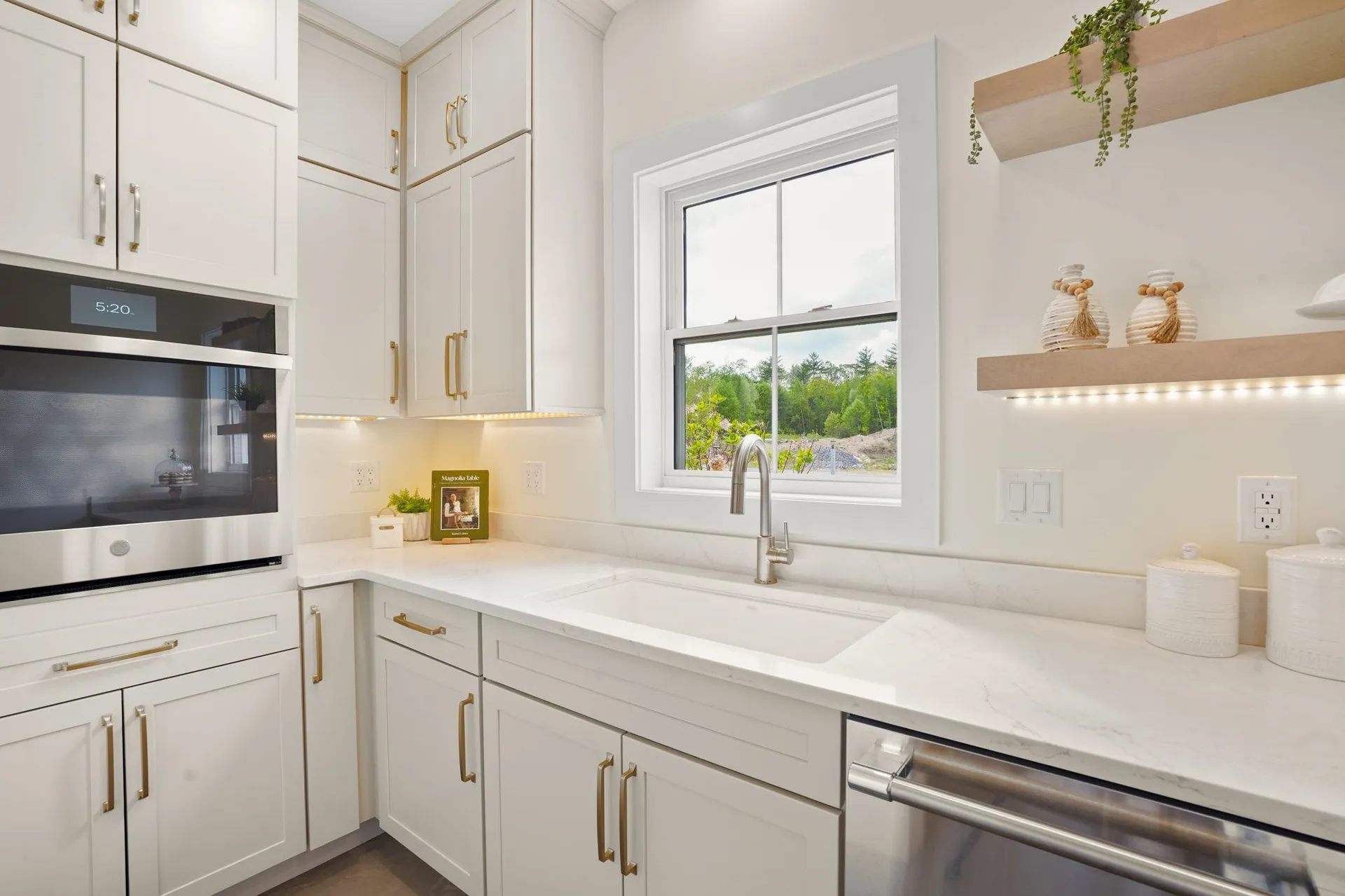 32 Colby Farm Road Chester NH 03036