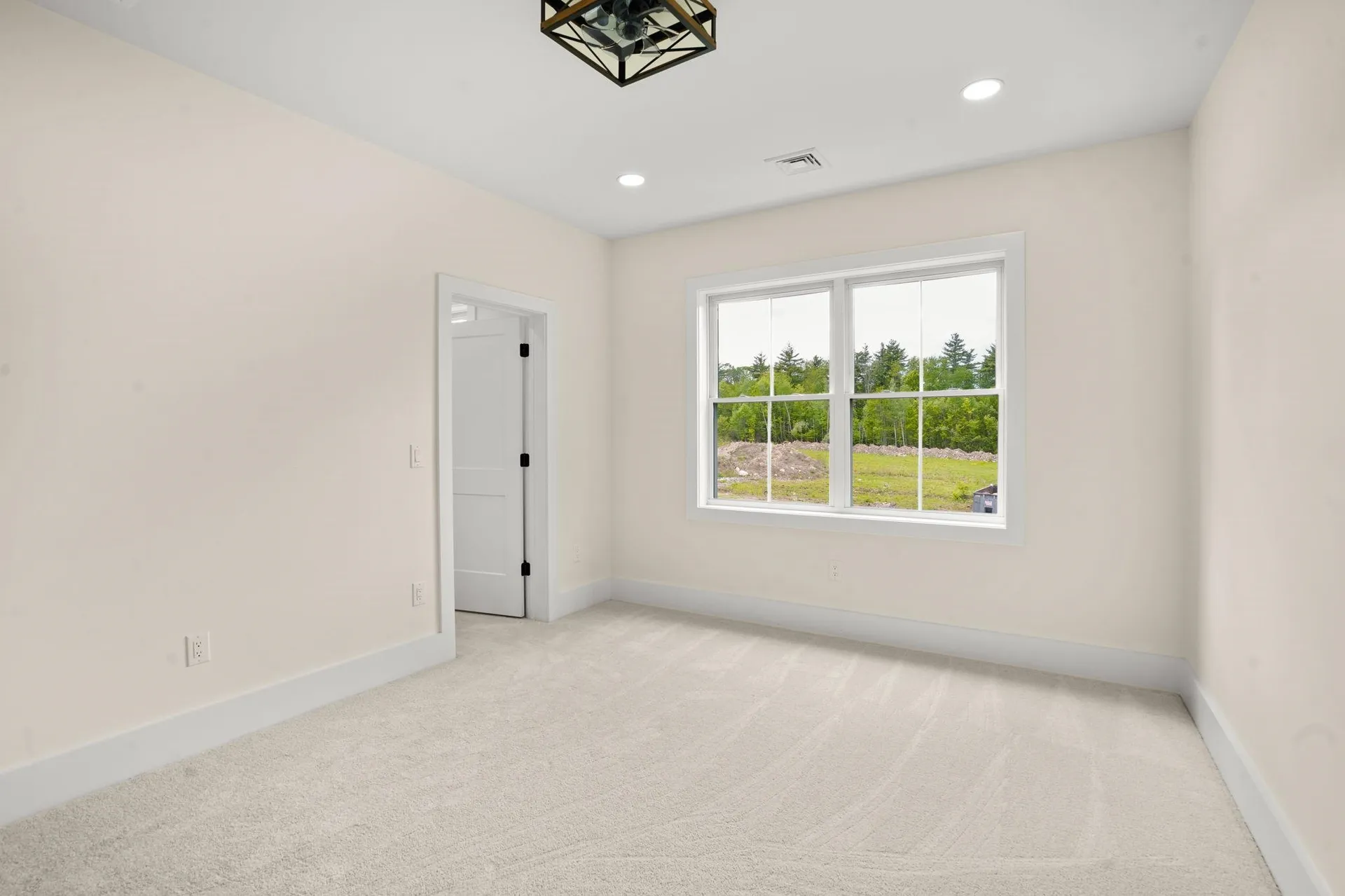 32 Colby Farm Road Chester NH 03036