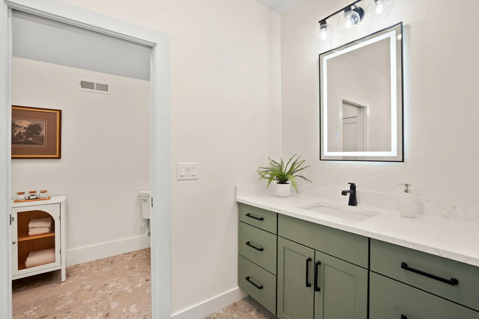 32 Colby Farm Road Chester NH 03036