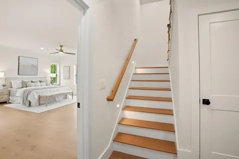 32 Colby Farm Road Chester NH 03036