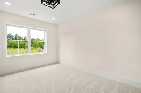 32 Colby Farm Road Chester NH 03036