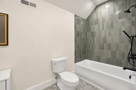 32 Colby Farm Road Chester NH 03036