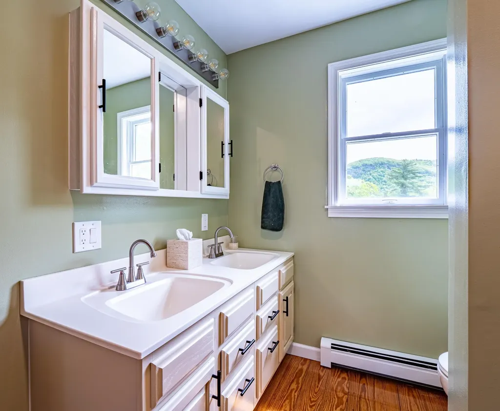 1704 North Street Wells VT 05774