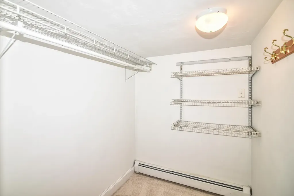 14 Centerville Drive Salem NH 03079