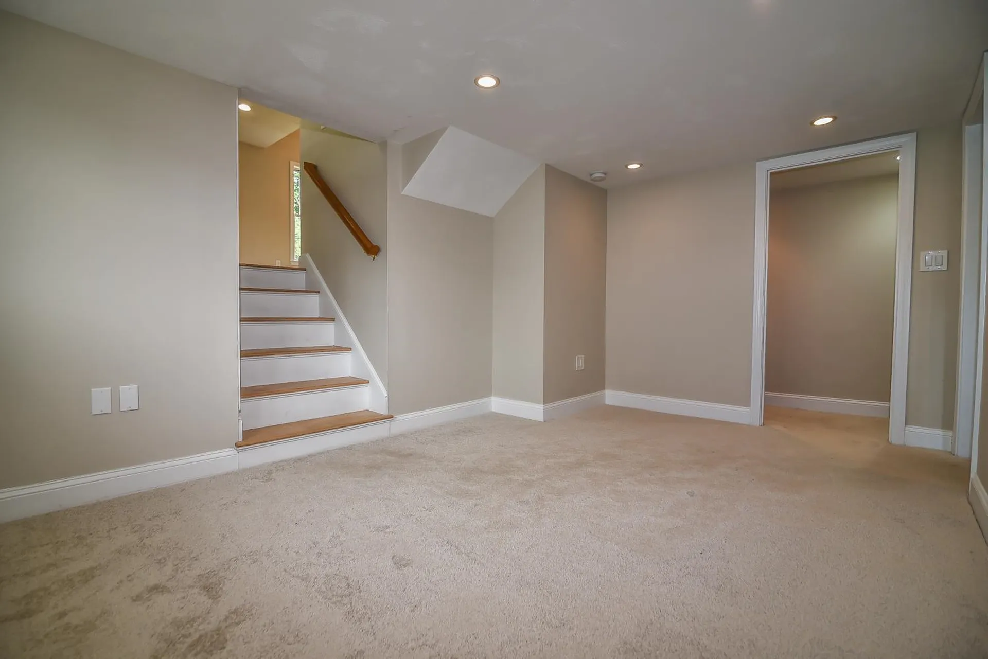 14 Centerville Drive Salem NH 03079