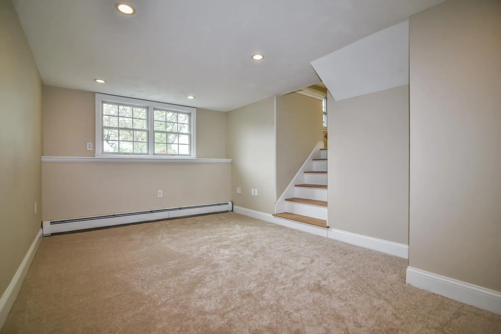 14 Centerville Drive Salem NH 03079