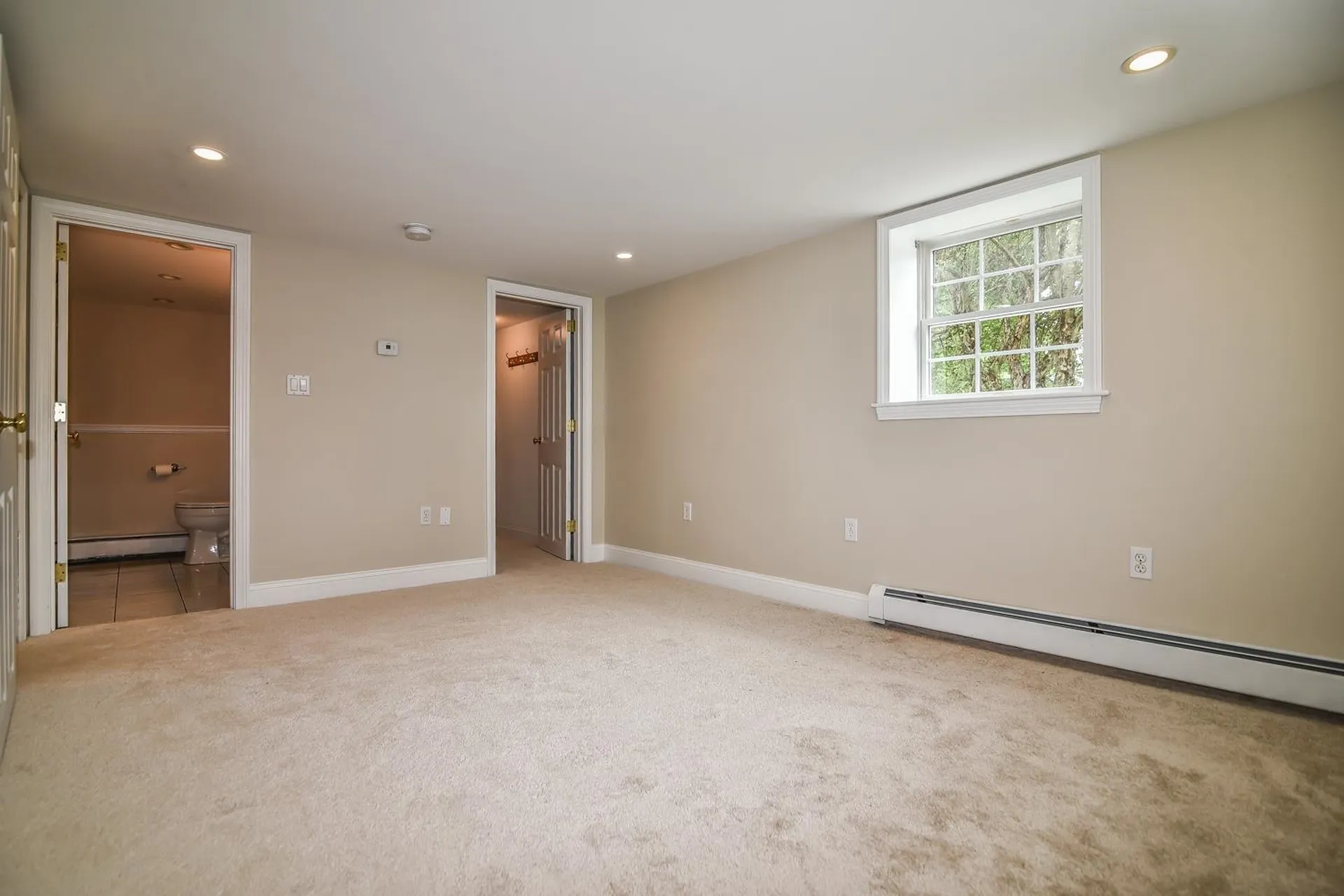 14 Centerville Drive Salem NH 03079