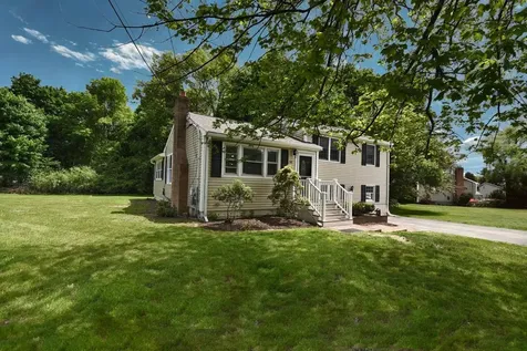 14 Centerville Drive Salem NH 03079