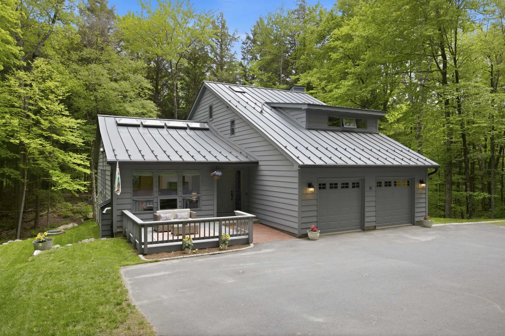 19 Hummingbird Hill Grantham NH 03753