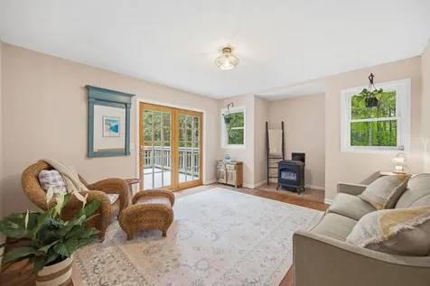 19 Hummingbird Hill Grantham NH 03753