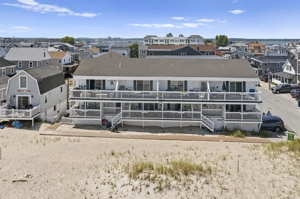 14 Atlantic Avenue Hampton NH 03842