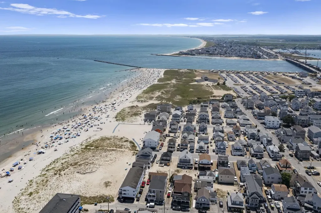 14 Atlantic Avenue Hampton NH 03842