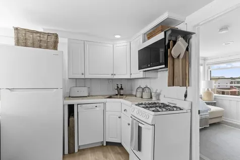 14 Atlantic Avenue Hampton NH 03842