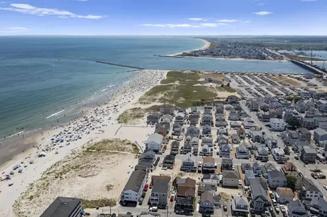 14 Atlantic Avenue Hampton NH 03842