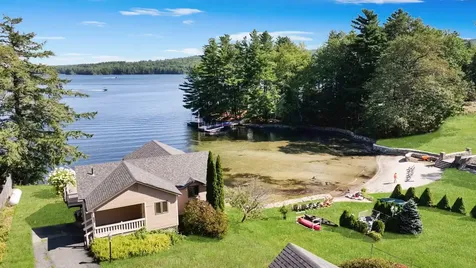 81 Lakewood Manor Road Newbury NH 03255