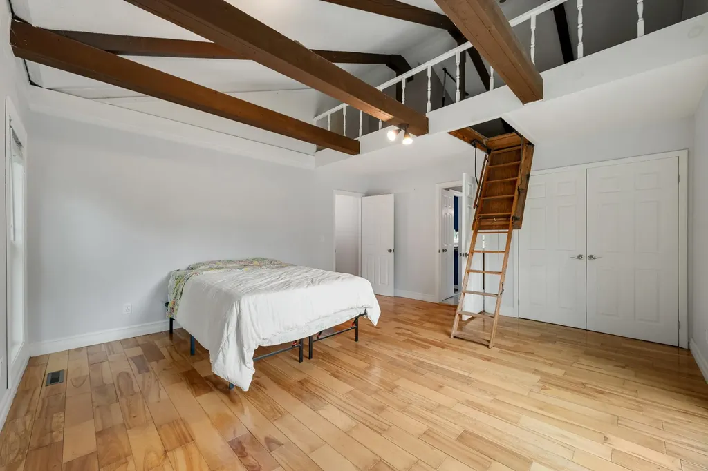 8 Cook Lane Westford VT 05494