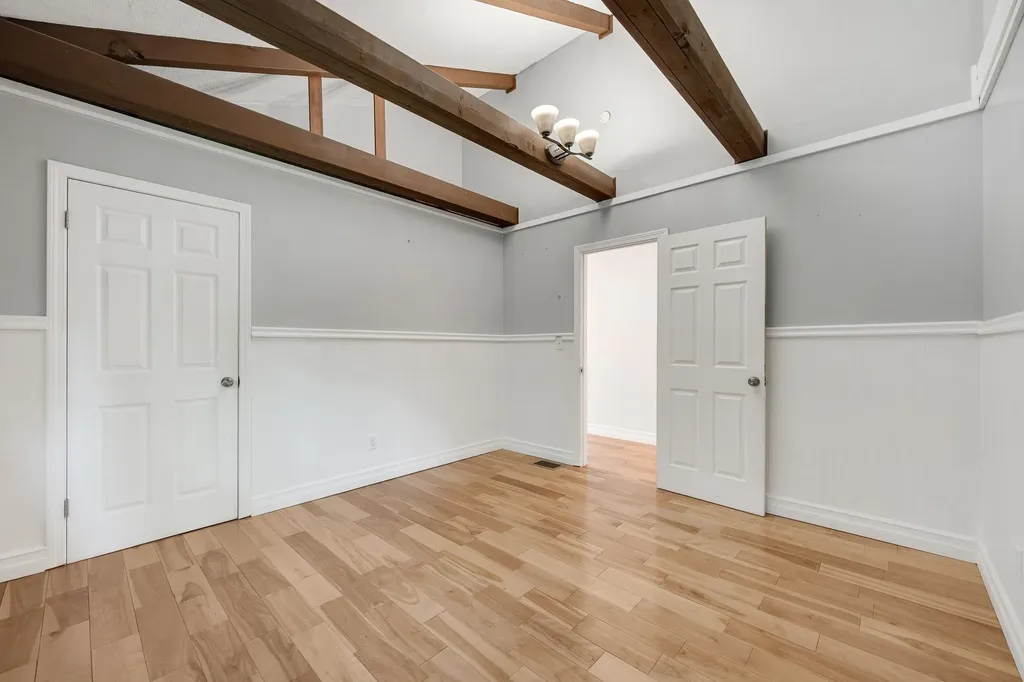 8 Cook Lane Westford VT 05494