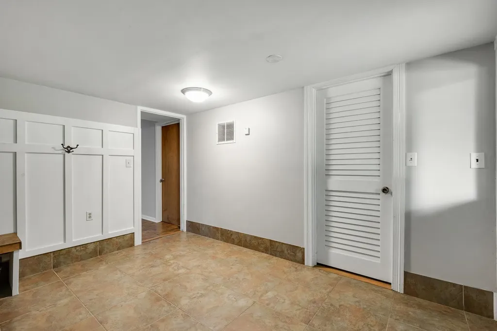 8 Cook Lane Westford VT 05494
