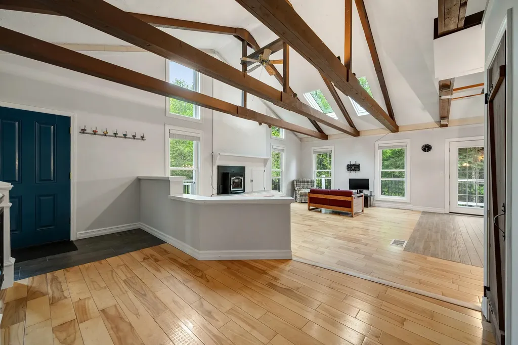 8 Cook Lane Westford VT 05494