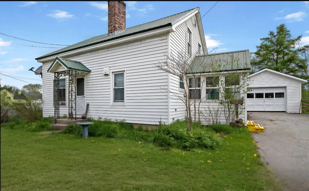 62 Bridge Street Colebrook NH 03576