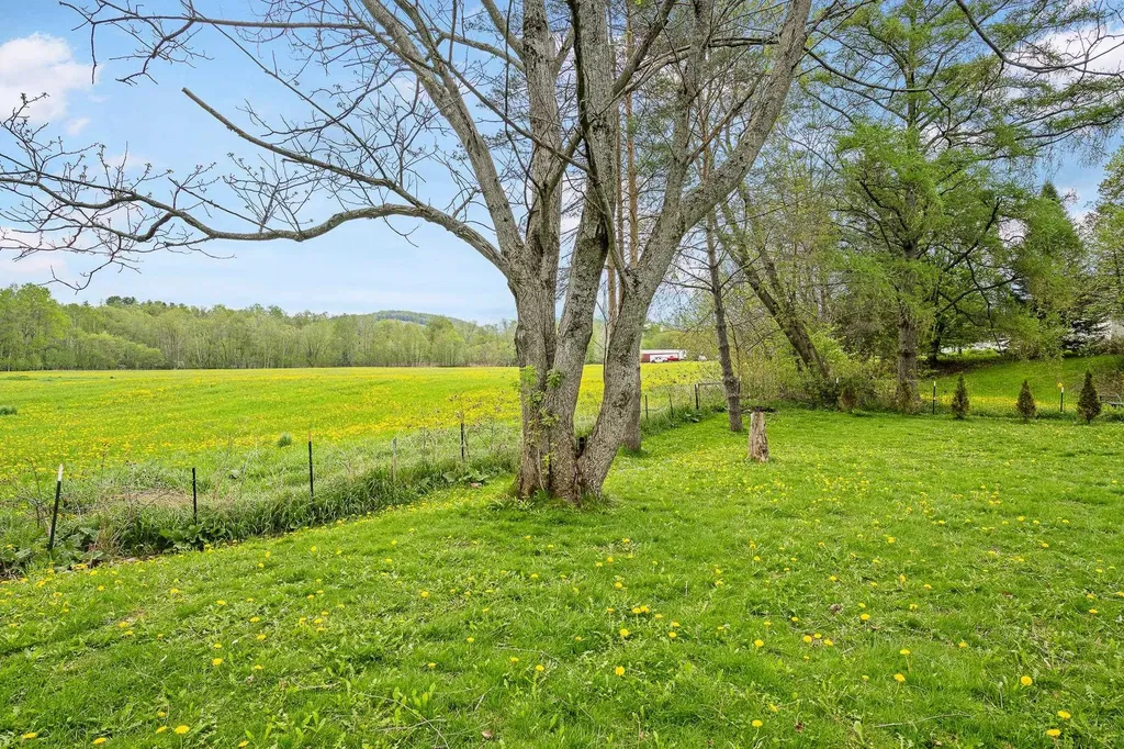 62 Bridge Street Colebrook NH 03576