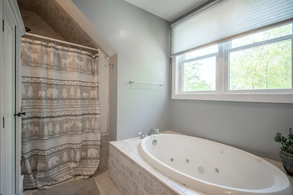 53 Country Lane Wardsboro VT 05360
