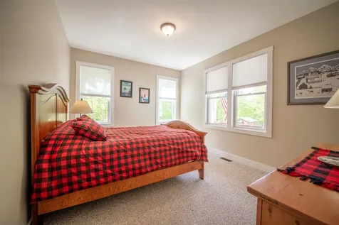 53 Country Lane Wardsboro VT 05360