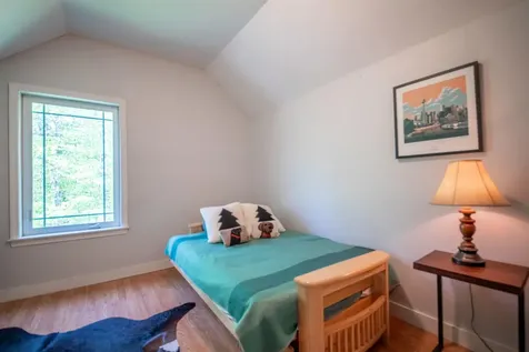 53 Country Lane Wardsboro VT 05360