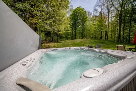 53 Country Lane Wardsboro VT 05360