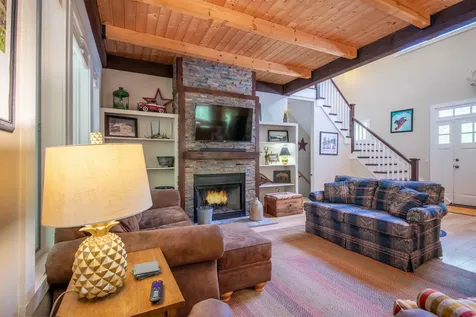 53 Country Lane Wardsboro VT 05360