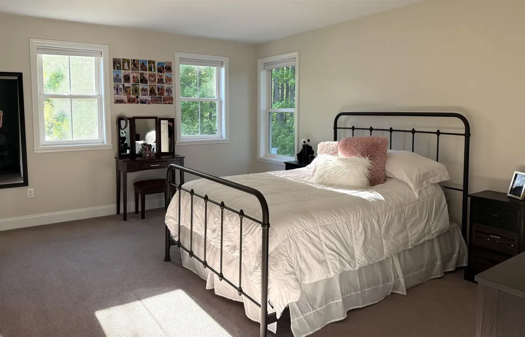 68 Laurentide Lane South Burlington VT 05403
