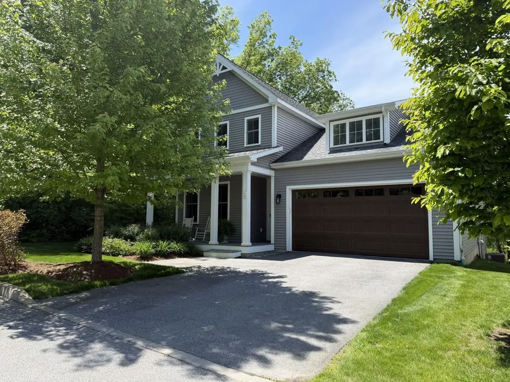 68 Laurentide Lane South Burlington VT 05403