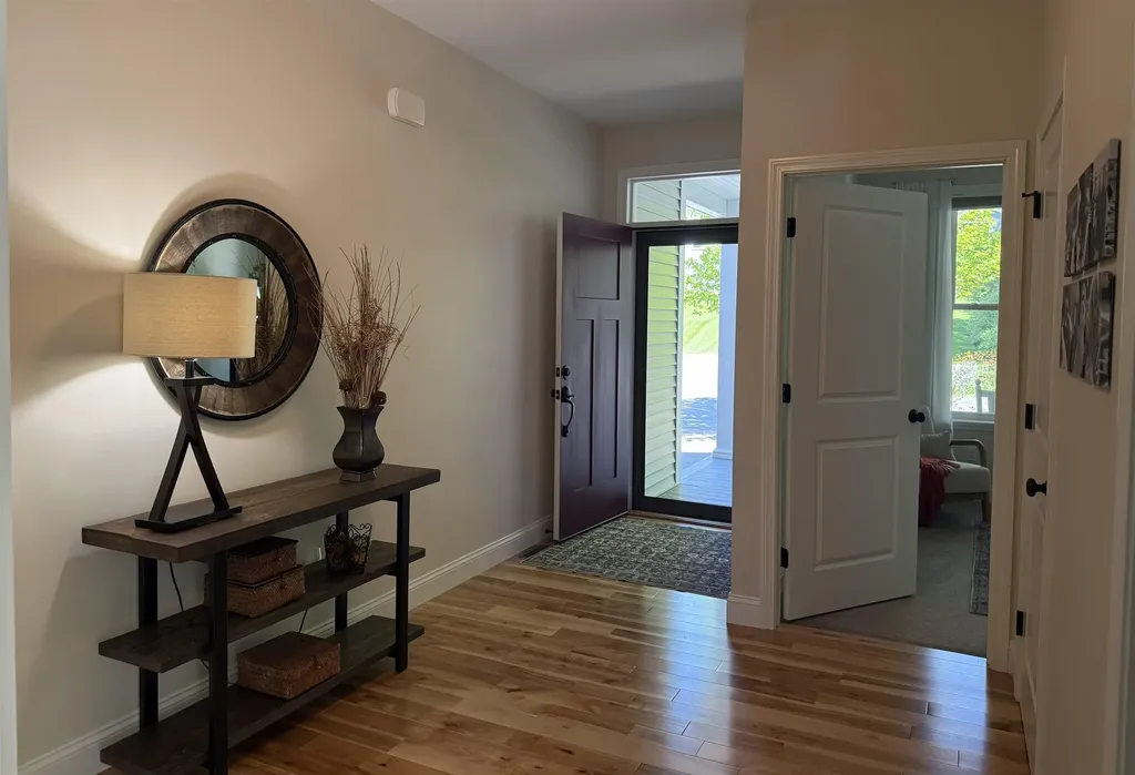 68 Laurentide Lane South Burlington VT 05403