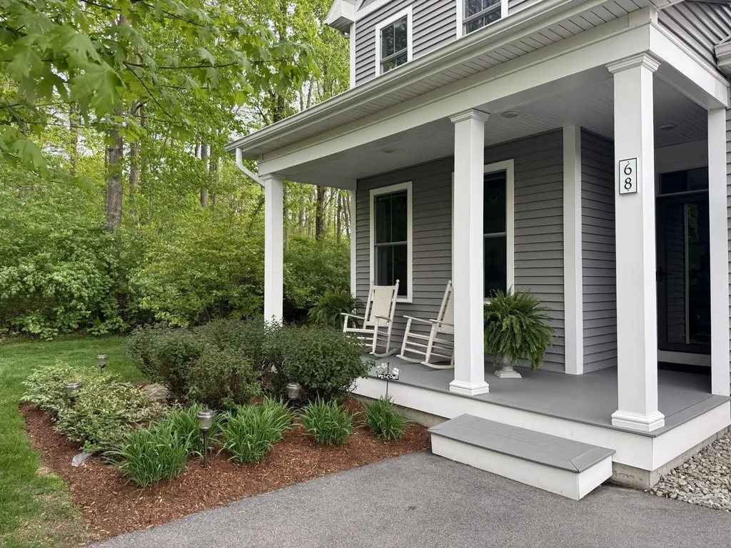 68 Laurentide Lane South Burlington VT 05403
