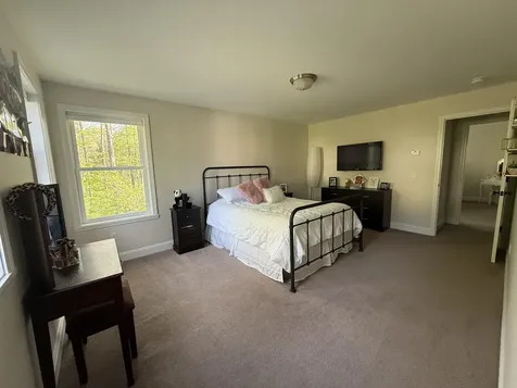 68 Laurentide Lane South Burlington VT 05403