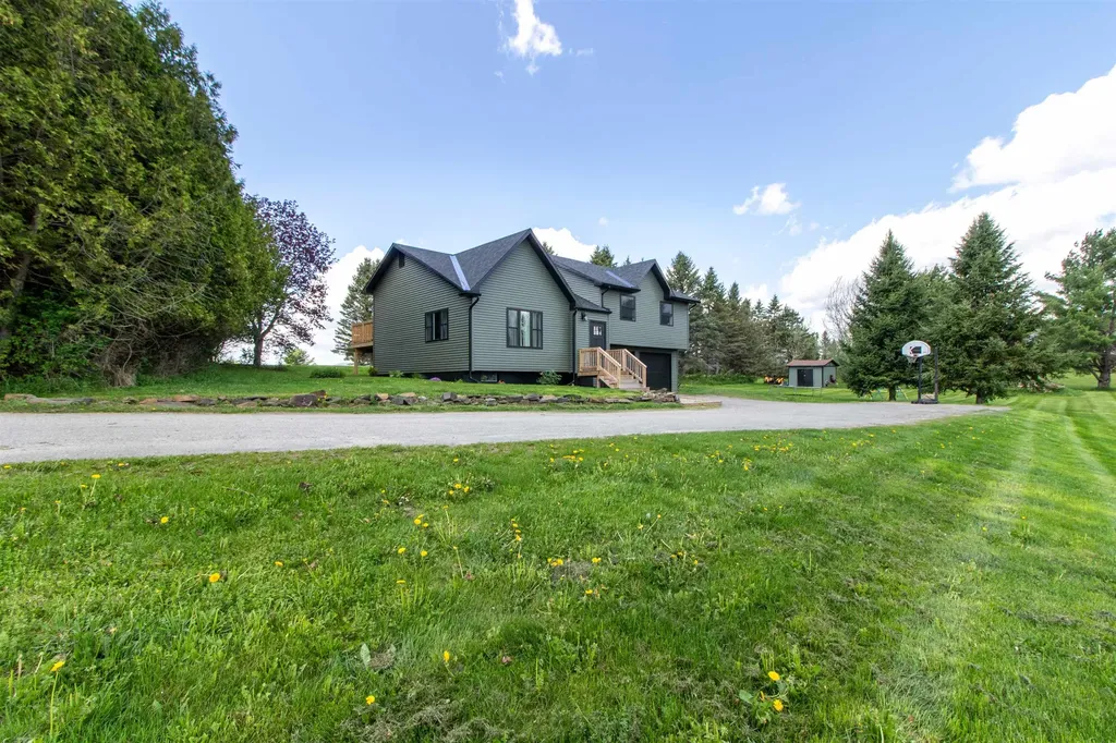 287 Lakeview Drive Derby VT 05829