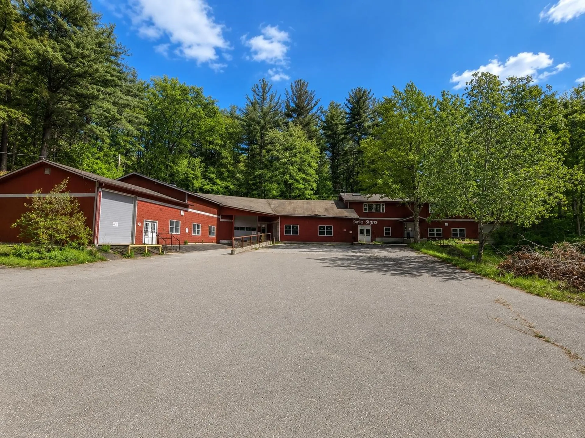 158 Greeley Street Hudson NH 03051