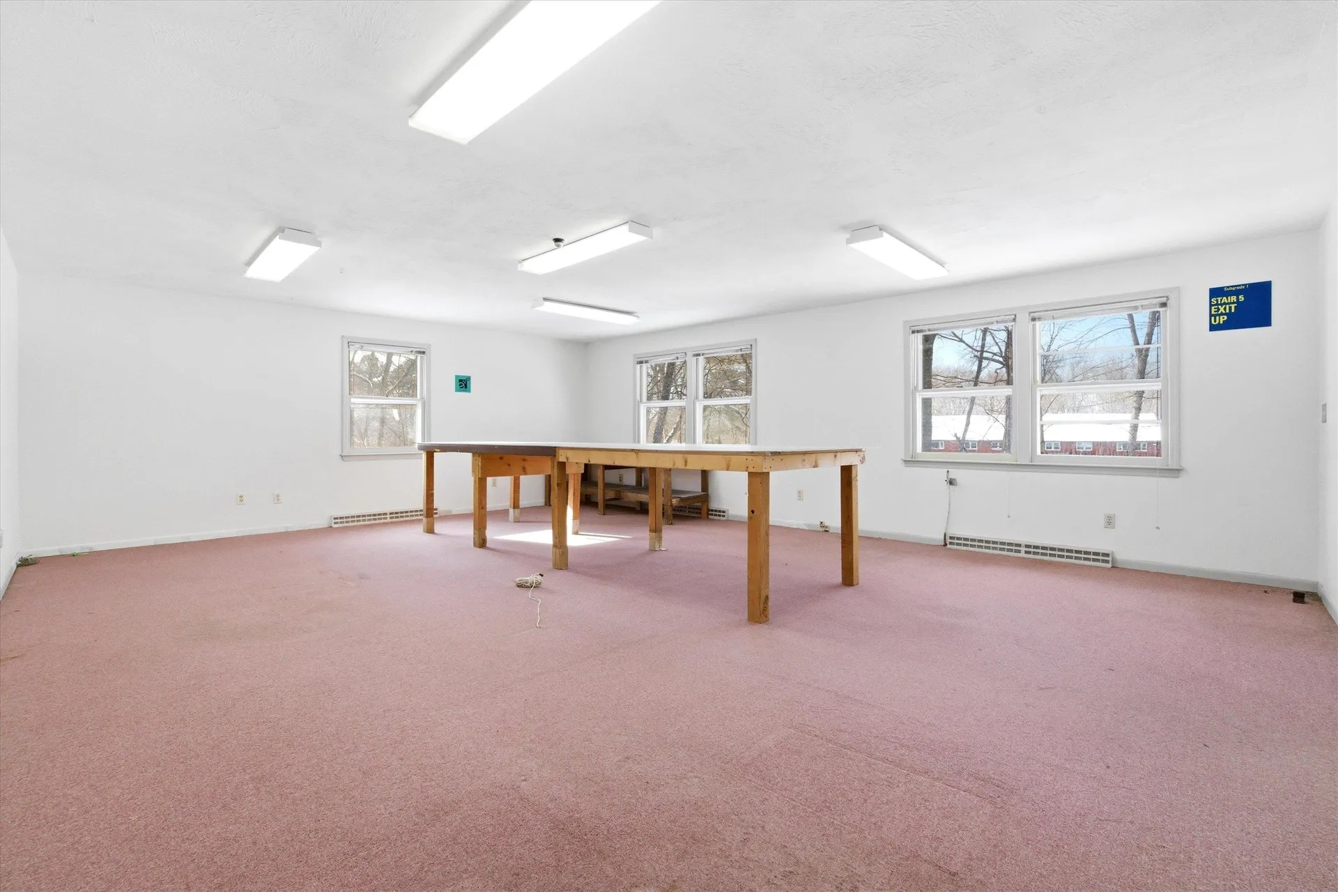 158 Greeley Street Hudson NH 03051