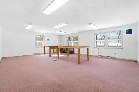 158 Greeley Street Hudson NH 03051