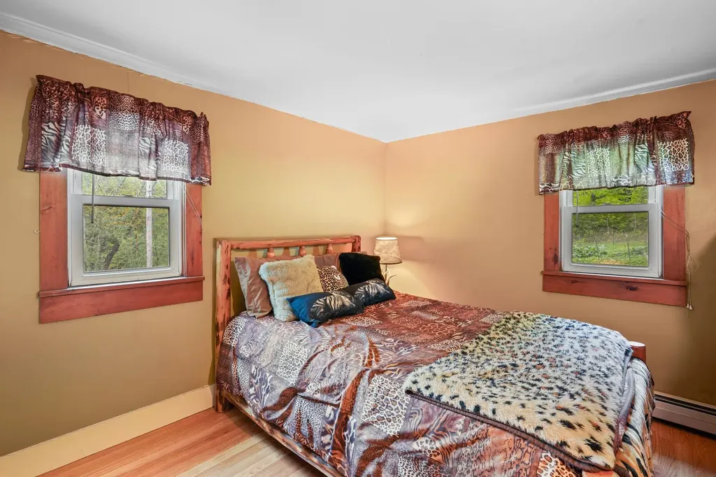 26 Baine Road Marlow NH 03456