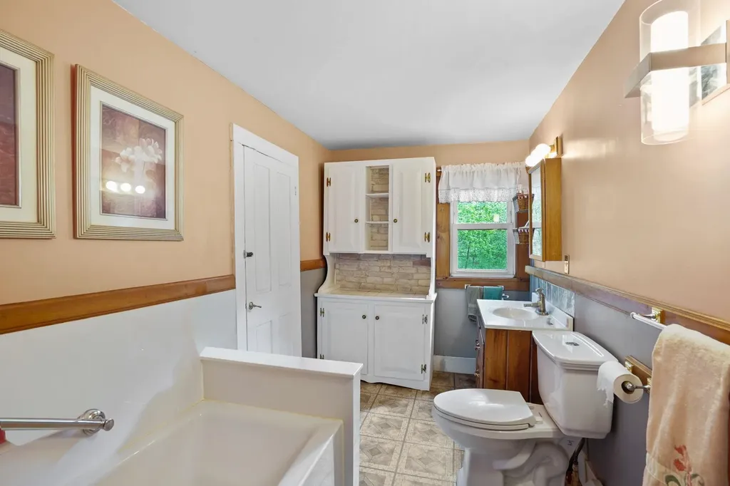 26 Baine Road Marlow NH 03456